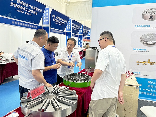 3.中国·临清智能制造工业博览会-现场实况（样张）