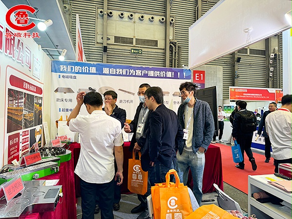 2024年4月，第十三届中国（上海）数控机床展览会-现场参观
