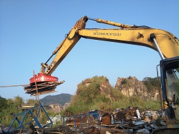 起重电磁铁在矿山矿石搬运过程中的磁力调节要点