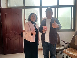 2025年4月15日 山东鲁磁公司为销售冠军王总颁发奖金